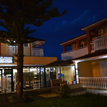 Tom & John Center Aparthotel Tsilivi  Ngoại thất bức ảnh