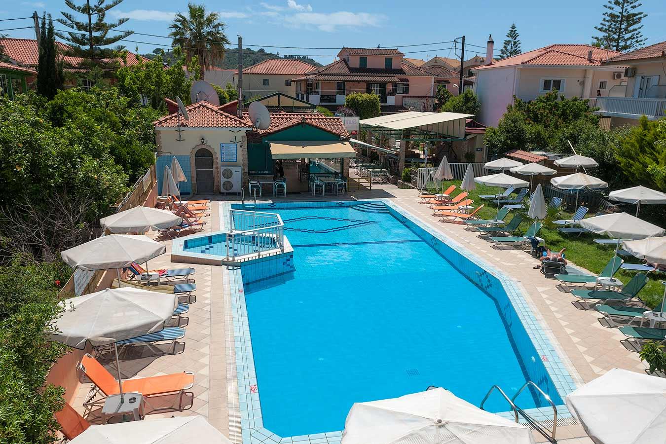 Tom & John Center Aparthotel Tsilivi  Ngoại thất bức ảnh